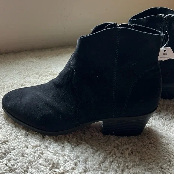 NWT Time and Tru Black Western Style Booties with Memory Foam - Picture 4 of 8